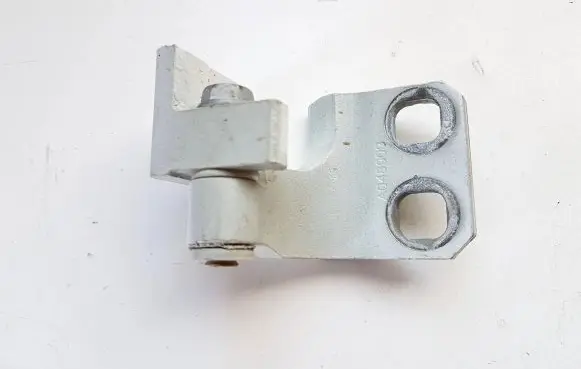 Fiat 500X Front door lower hinge A048903 68200945AA