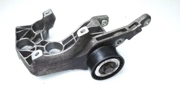 Opel Mokka Generator/alternator bracket 552805357
