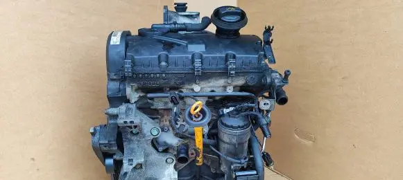 Volkswagen PASSAT B6 Engine 038103373R BKC