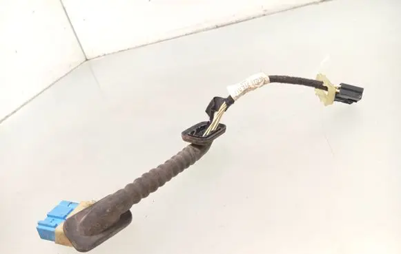 Volkswagen Touran I Tailgate/trunk wiring harness 1T0972175M