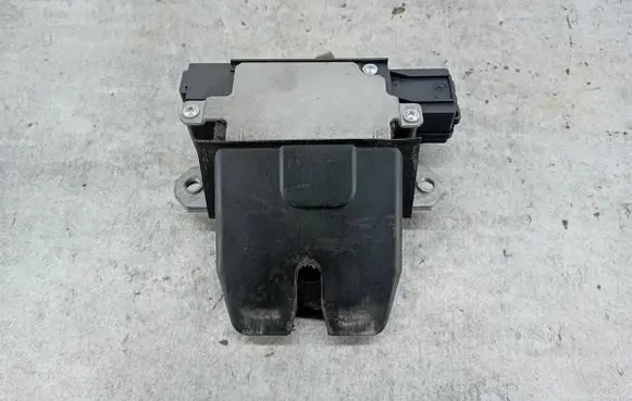 Volvo V50 Tailgate lock latch 4N51-A442A66-AL