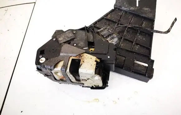 Ford Fiesta Rear door lock am5ar26413ae am5a-r26413-ae