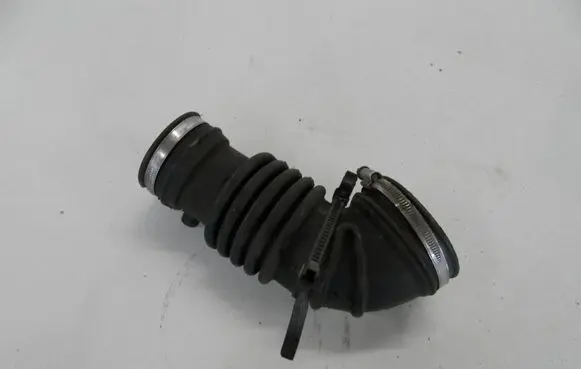 Nissan Primera Air intake hose/pipe 