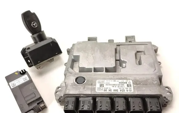Mercedes-Benz Vito Viano W447 Engine ECU kit and lock set 6549009400