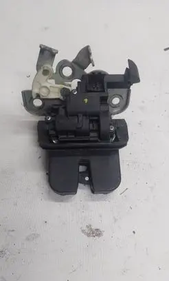 Tailgate/trunk/boot lock/catch/latch