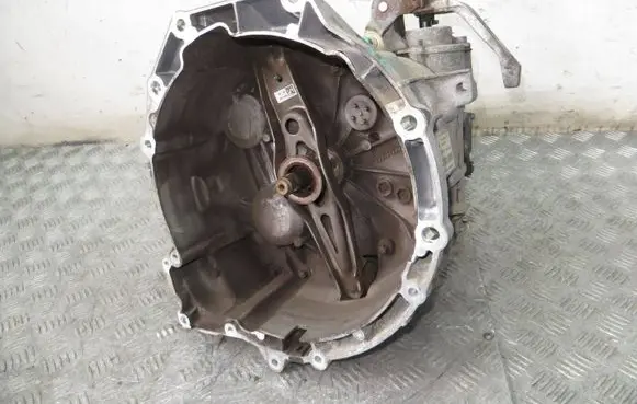 BMW X1 F48 F49 Manual 6 speed gearbox GS6-59DG 8685381