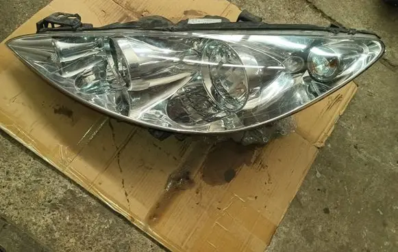 Peugeot 308 SW Headlight/headlamp 