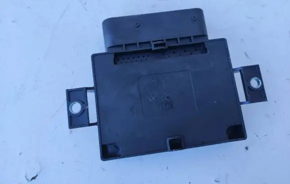 BMW 3 F30 F35 F31 Hand brake control module 6863277 32620301B 0142550254
