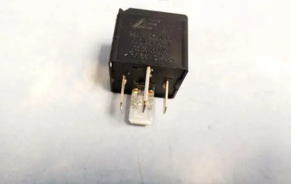 Volkswagen Golf IV Other relay 95vw10k705ca 7m0951253a