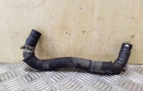 Lexus CT 200H Engine coolant pipe/hose