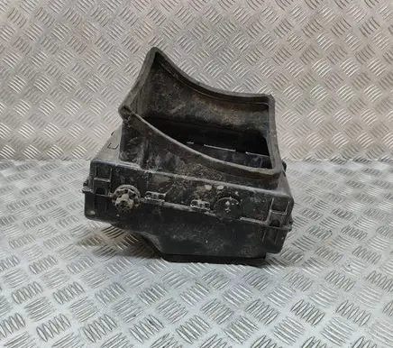 Mercedes-Benz GLS X167 Air intake duct part A1675053500