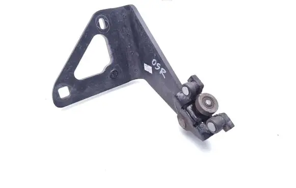 Opel Vivaro Sliding door lower roller guide/hinge 745965439R 93451798