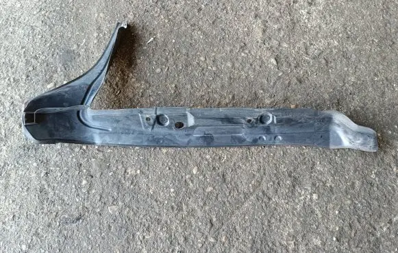 Audi A4 S4 B8 8K Fender end trim 8K0821111A