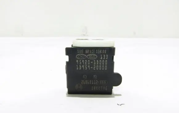 KIA Carens II Airbag deployment crash/impact sensor 959201d000