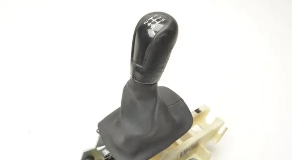 Volvo V50 Gear shifter/selector 30711902