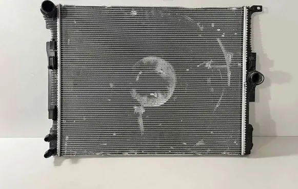 BMW 3 F30 F35 F31 Coolant radiator 8652497