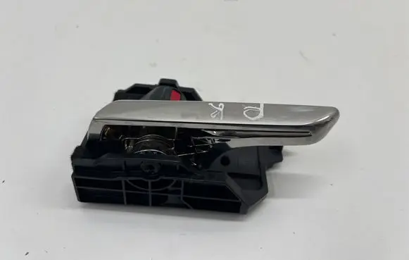 Mazda 3 Front door interior handle BCJHV8393