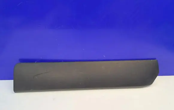 Volvo XC70 Front door trim (molding) 30678041 8620144