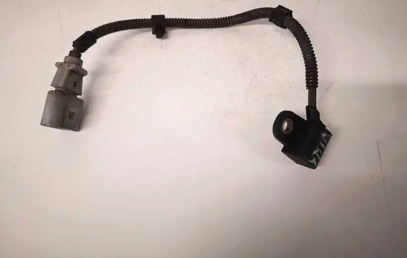 Volkswagen Golf IV Crankshaft position sensor 9805940