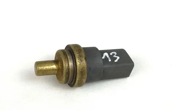 Volkswagen PASSAT B5 Coolant temperature sensor 06a919501
