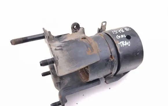 Toyota RAV 4 (XA50) Engine mount bracket 
