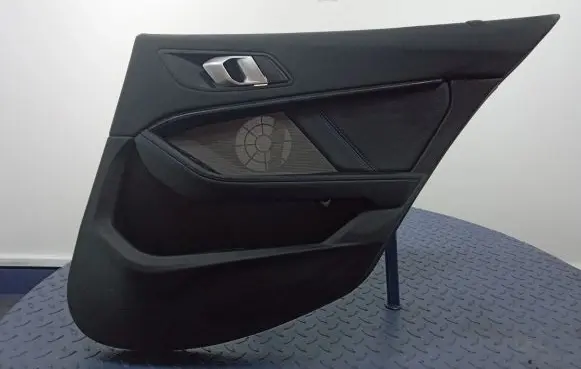 BMW 1 F40 Door card panel trim set F011230