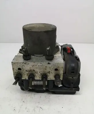 Hyundai i20 (PB PBT) ABS Pump 0265238004 0265950980 589101J200