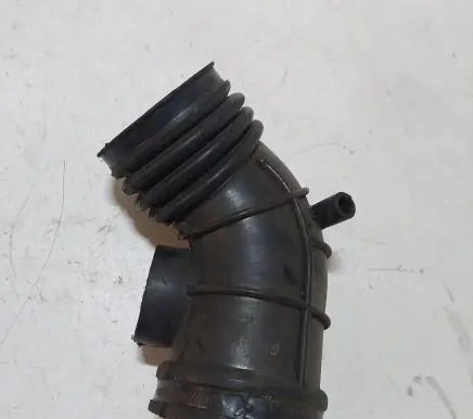 BMW 7 E38 Air intake hose/pipe 13541435625