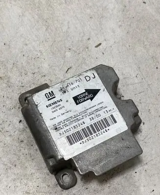 Opel Vectra B Airbag control unit/module 24416701 1923594 DJS0218524S