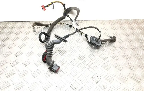 Volvo S40 Rear door wiring loom 30745848AB 996692105 30745848
