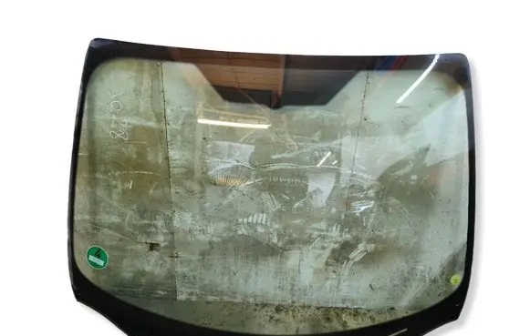 Ford Focus Front windscreen/windshield window 43R000056