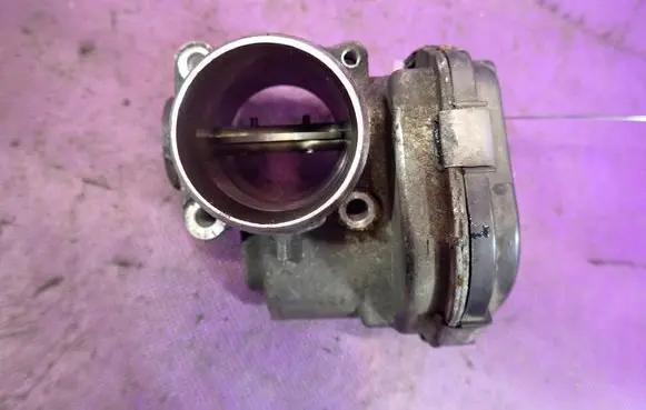 Citroen Berlingo Throttle body valve 9673534480