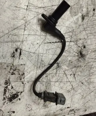 Volkswagen Multivan T4 Crankshaft position sensor 075906433B