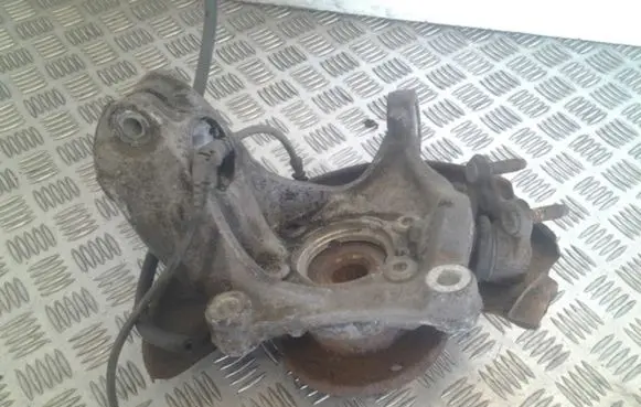 Volkswagen PASSAT B6 Front wheel hub
