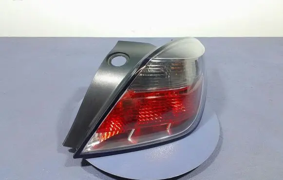 Opel Astra H Rear/tail lights 24451834