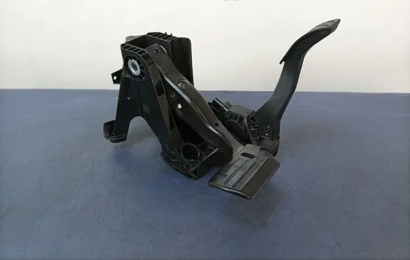 Volkswagen Arteon Accelerator throttle pedal 5Q1723058BQ