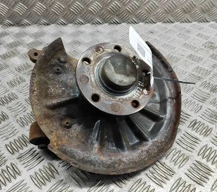 Volkswagen Golf VII Rear wheel hub 5Q0505435F