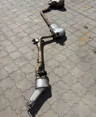 Audi A4 S4 B9 Muffler/silencer 8W0253141 4G0131703A 8W0253411Q