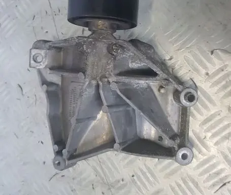 Jaguar XF X250 A/C compressor mount bracket CW9319D624BA