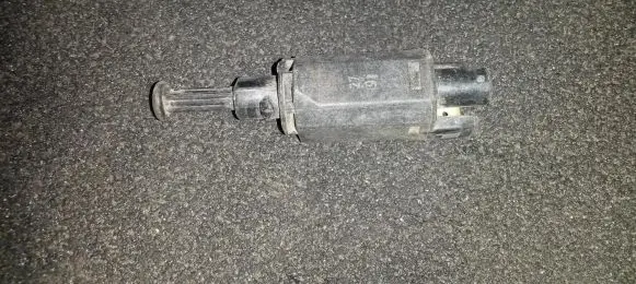 Volkswagen PASSAT B3 Brake pedal sensor switch 191945515 Nenustatyta
