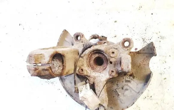 Skoda Octavia Mk2 (1Z) Front wheel hub