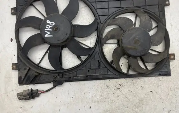 Skoda Octavia Mk2 (1Z) Fan set 1K0121207T PA6GF30 1355D300194