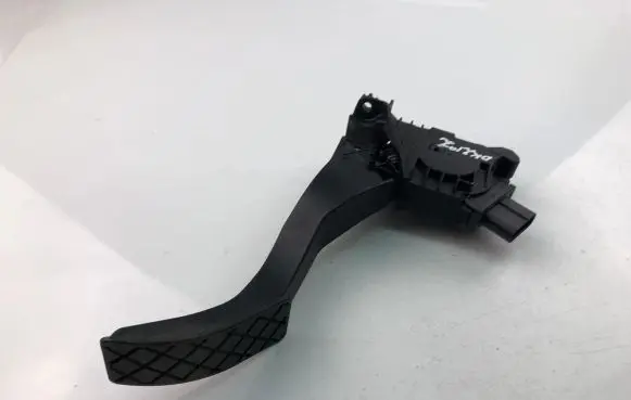Volkswagen PASSAT B8 Accelerator throttle pedal 5Q1723503H
