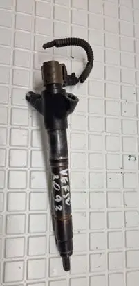 Toyota Verso Fuel injector 2367026071