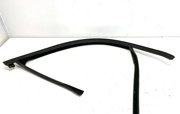 Opel Insignia A Rubber seal front door window/glass 13228687