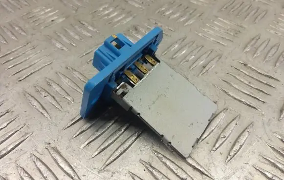 Volkswagen e-Up Heater blower fan relay 