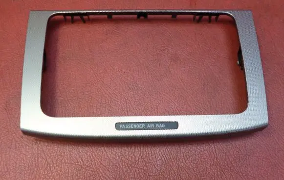 Volkswagen PASSAT B6 Radio/GPS head unit trim 3C0858069M