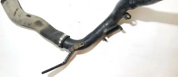 Toyota Avensis T220 Intercooler hose/pipe