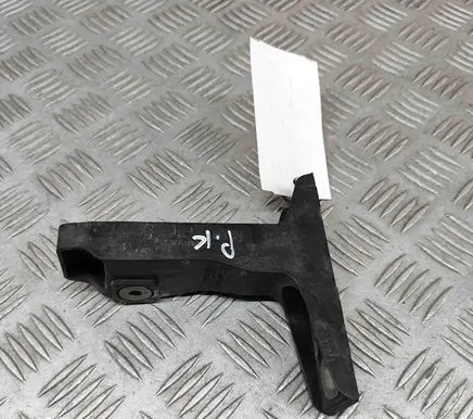 Audi Q7 4M Front bumper mounting bracket 4M0807333