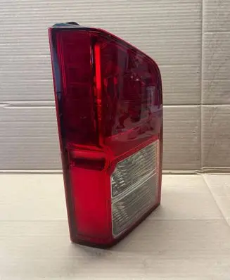 Nissan Pathfinder R51 Rear/tail lights 22016550 22O1655O